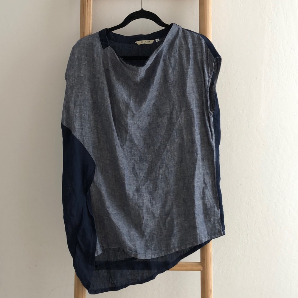 Hong Kong high low shirt